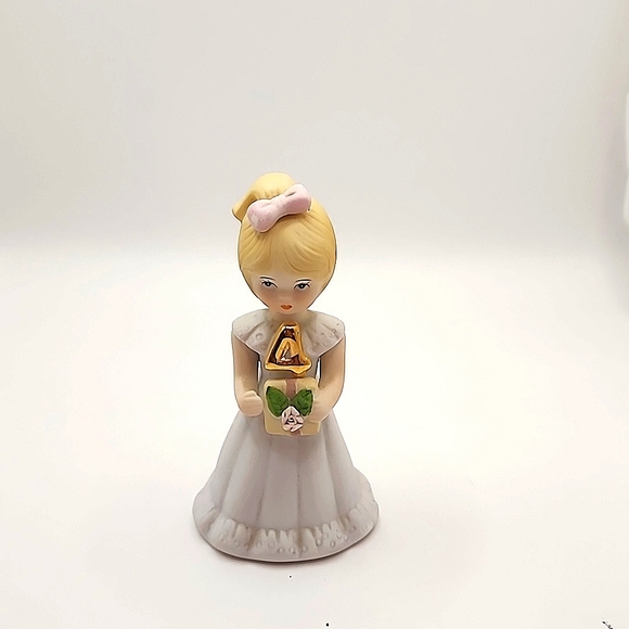 ENESCO Vintage Birthday Girls age 4 Growing up Birthday  girls - Picture 1 of 3